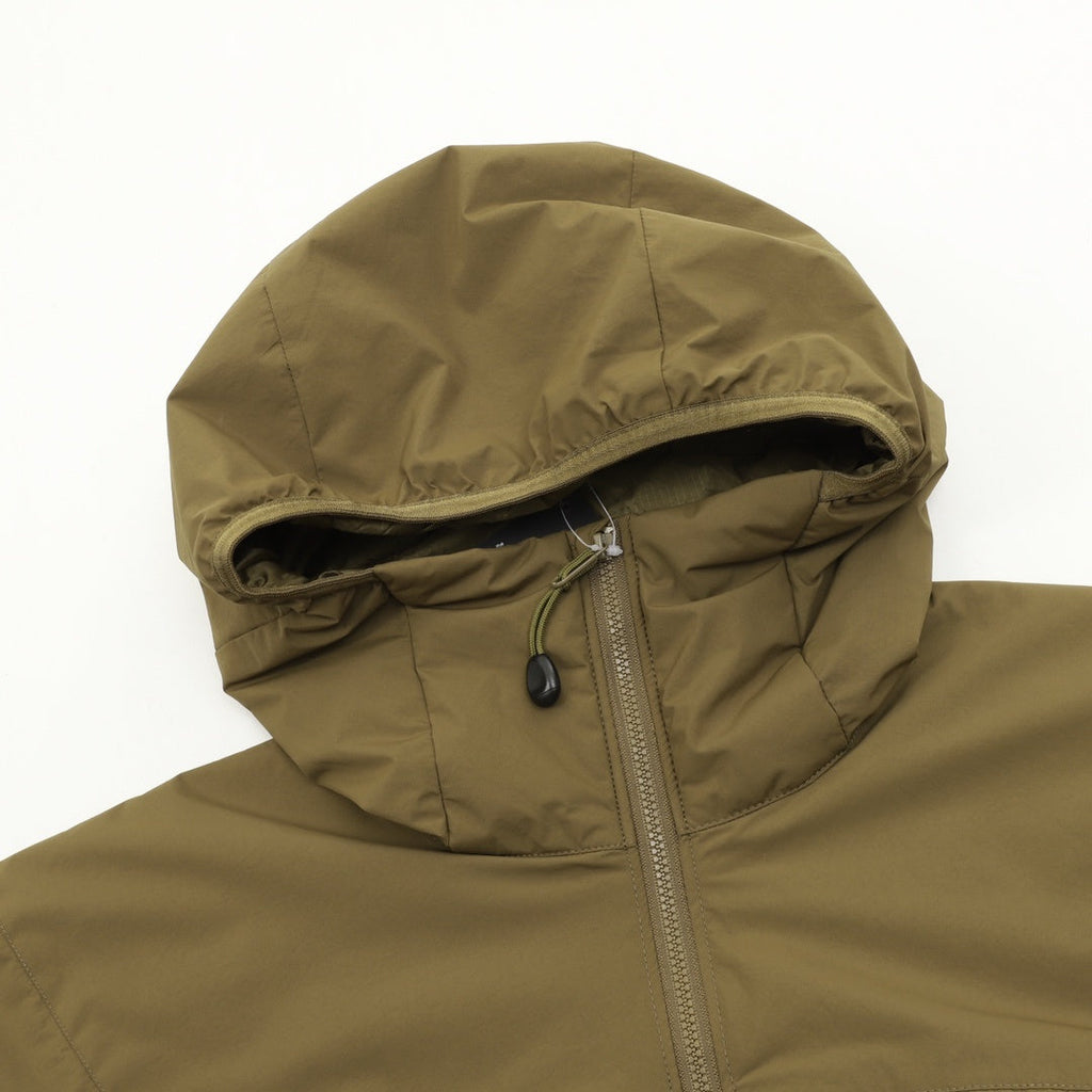 Arc'teryx Atom Series Men's Hooded Insulated Outdoor Jacket in "Olive Green"