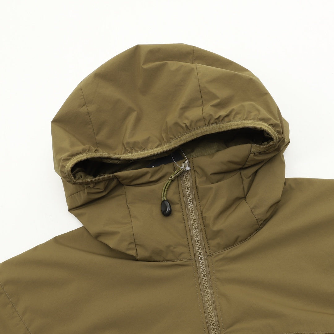 Arc'teryx Atom Series Men's Hooded Insulated Outdoor Jacket in "Olive Green"