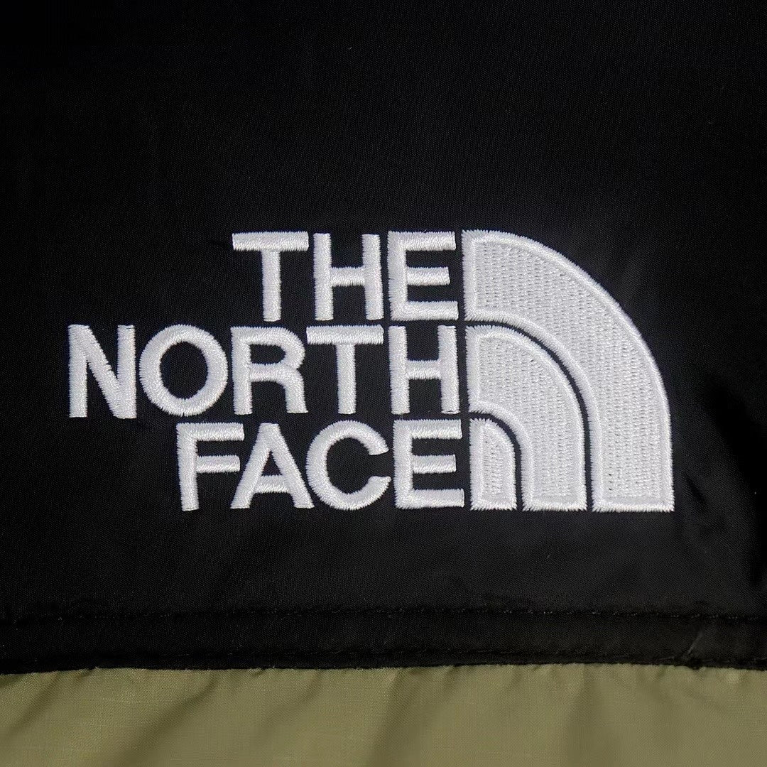The North Face 700 Fill Power Puffer Vest "Olive Green" Color Block Sleeveless Down Gilet