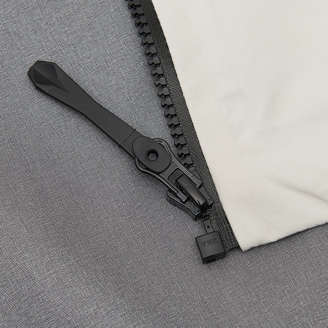 Arc'teryx Alpha SV Series Men's Hooded Waterproof Outdoor Jacket in "White Bone"