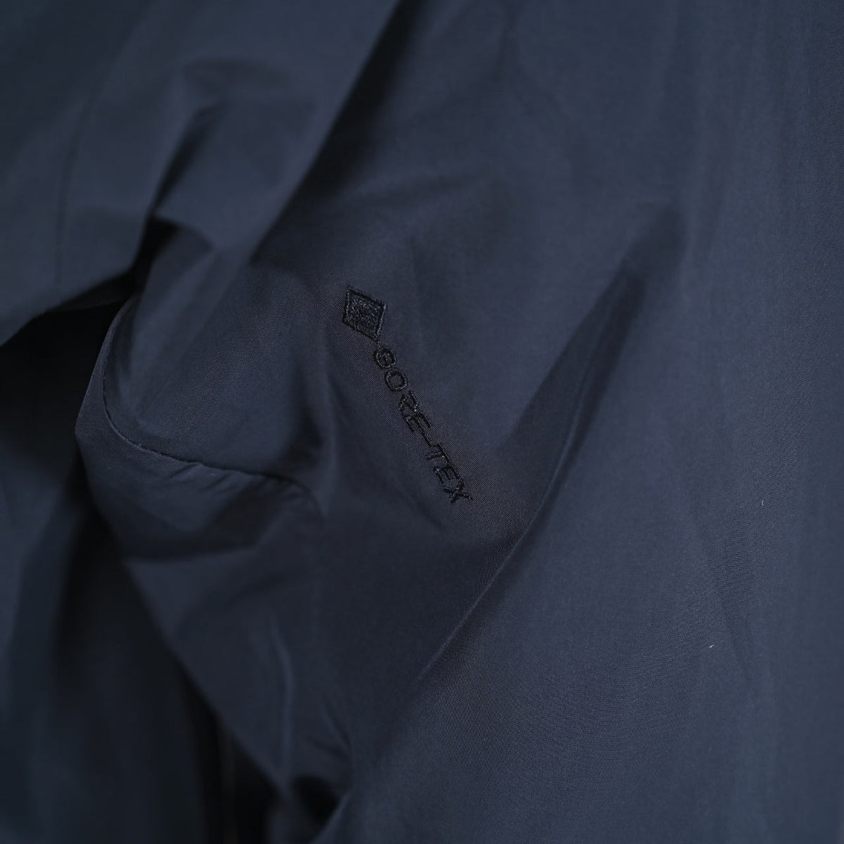 Arc'teryx Beta Insulated GORE-TEX Hooded Jacket "Navy Blue"