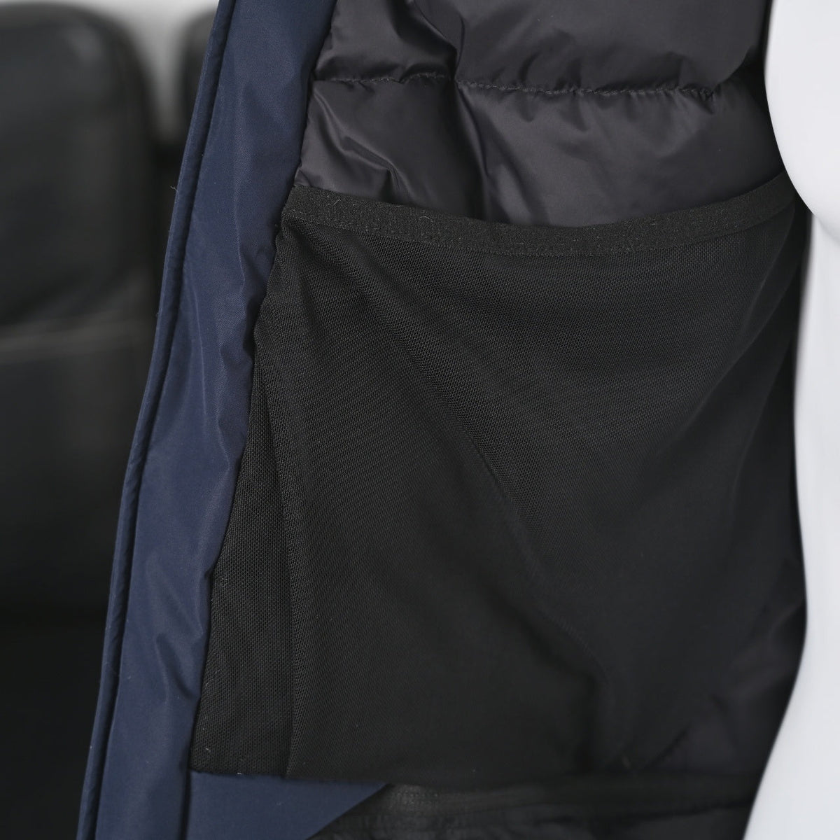 Arc'teryx Beta Series Men's GORE-TEX Hooded Ski Jacket "Navy Blue"